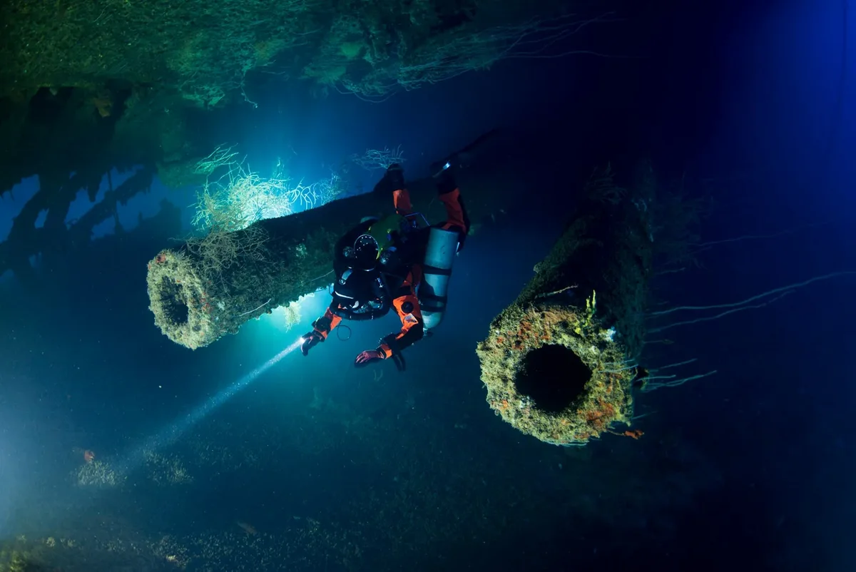 Nurkowanie podczas wyprawy Bikini Atoll: Eksploracja jedynego na świecie podwodnego poligonu nuklearnego